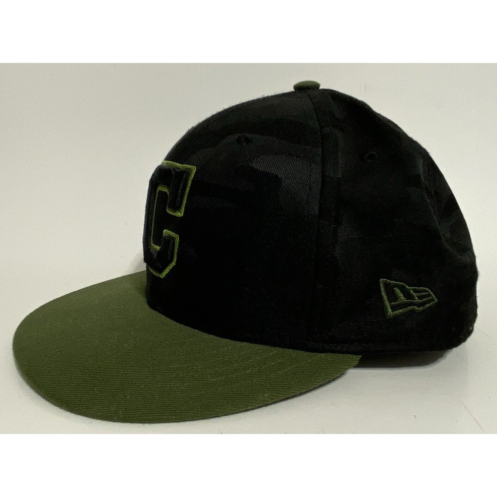 Cleveland Indians 7 3/8 New Era Exclusive Fitted Hat Cap Green Black Camo - Picture 3 of 12